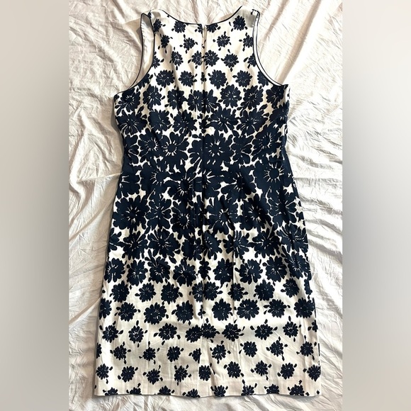 Ann Taylor Dark Blue and White Floral Sleeveless Dress Summer Women’s Size 12 - Picture 11 of 15